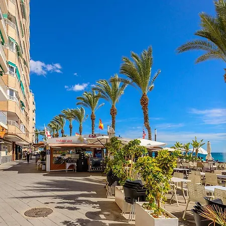 Marinasunbeach Imares * 托雷维耶哈